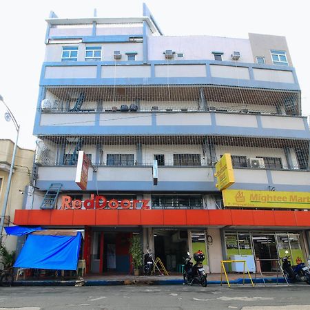 Reddoorz @ P Florentino Street Sampaloc Manila Bagian luar foto